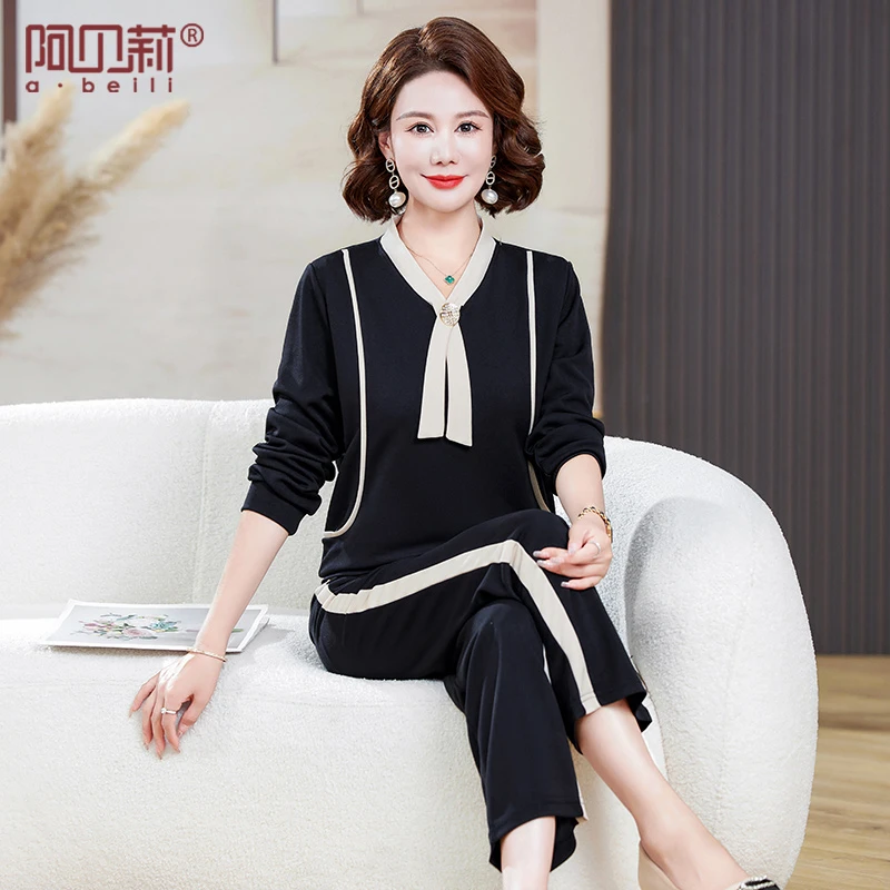 时尚气质中年妈妈秋装运动服套装2024新款洋气休闲两件套中老年女