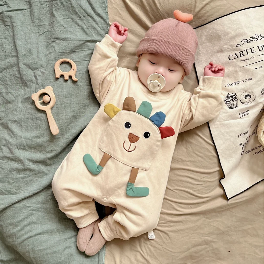 婴儿卡通彩色太阳花薄款哈衣连体衣服春秋装百天宝宝超萌洋气爬服