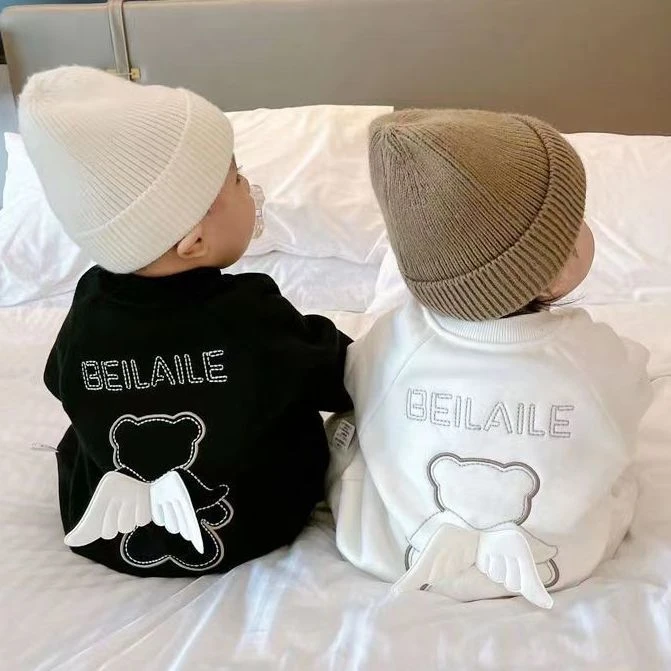 2024新款婴儿连体衣秋冬装新生儿衣服男宝宝长袖拉链哈衣时尚爬服