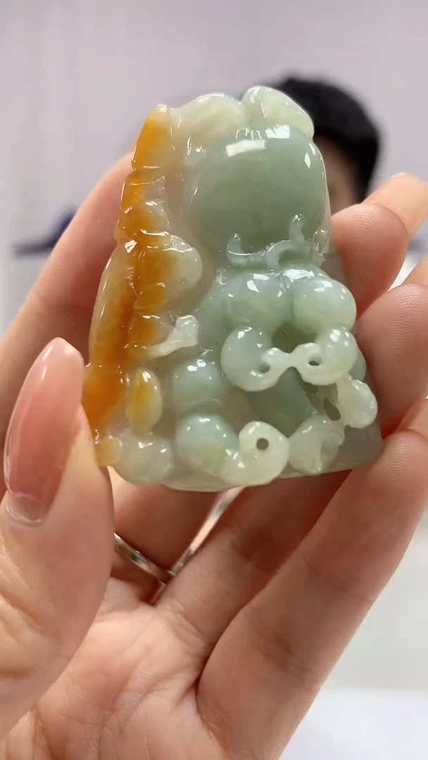 【闪购商品】定制翡翠未镶嵌5028DD-毛货吊坠200