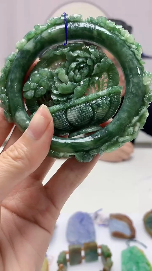 【闪购商品】定制翡翠未镶嵌4837zm-毛货挂件