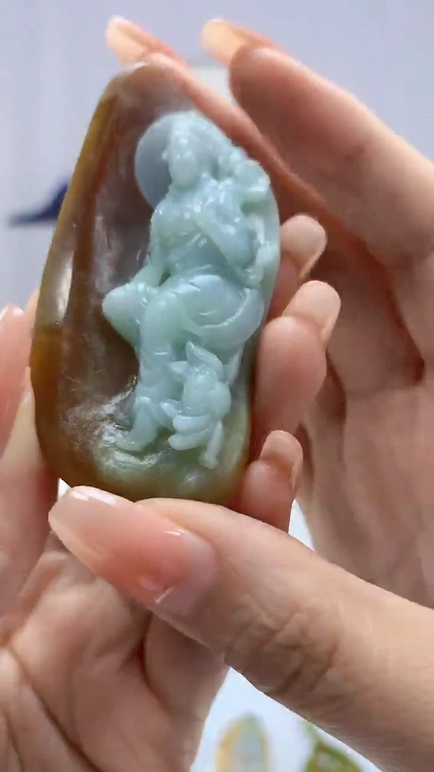 【闪购商品】定制翡翠未镶嵌4836DD-毛货吊坠167