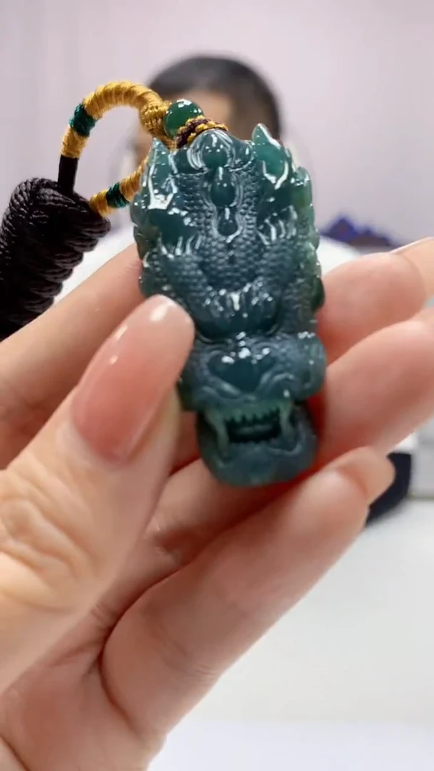 【闪购商品】定制翡翠未镶嵌4898DD-毛货吊坠58