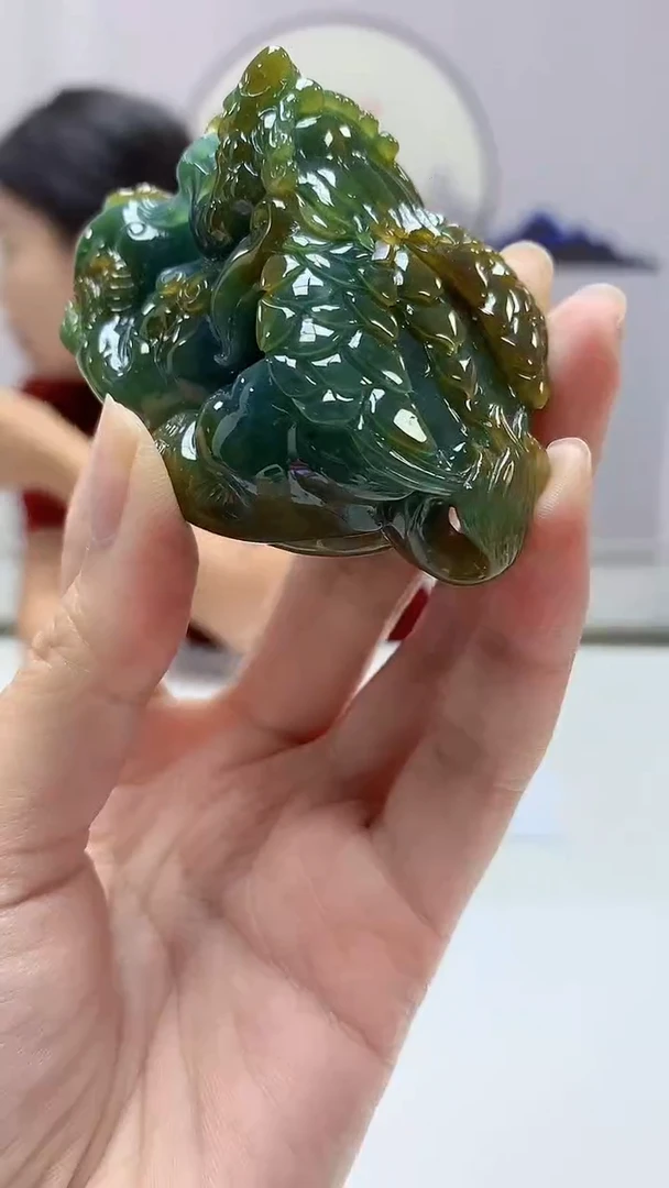 【闪购商品】定制翡翠未镶嵌4902zm-毛货配底座貔貅200