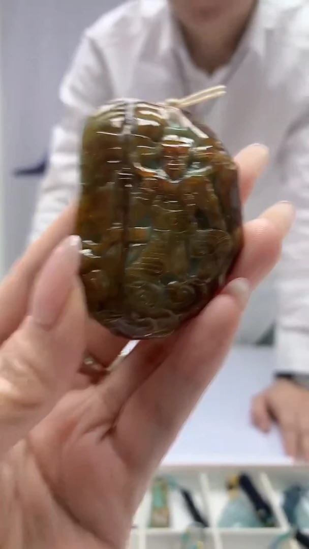 【闪购商品】定制翡翠未镶嵌5028DD-毛货吊坠173