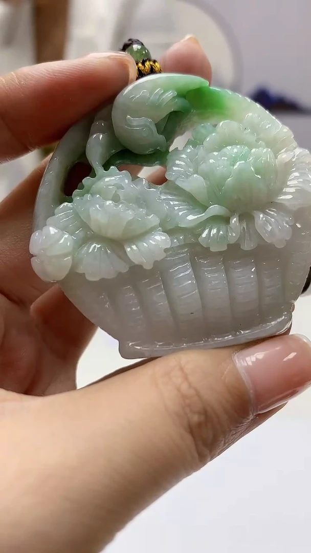 【闪购商品】定制翡翠未镶嵌4902ms-毛货32花