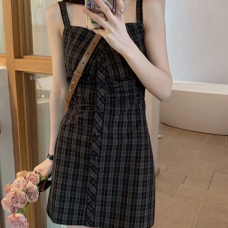 显白显瘦小蛮腰纸片人~甜酷盐系腰褶背心裙 乌龙拿铁格203LQ2