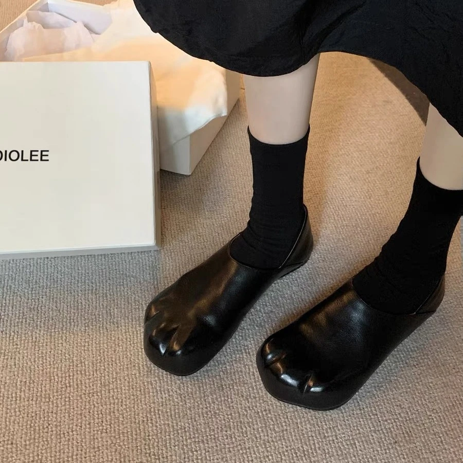 小众设计感一脚蹬真皮平底可踩跟猫爪乐福单鞋女