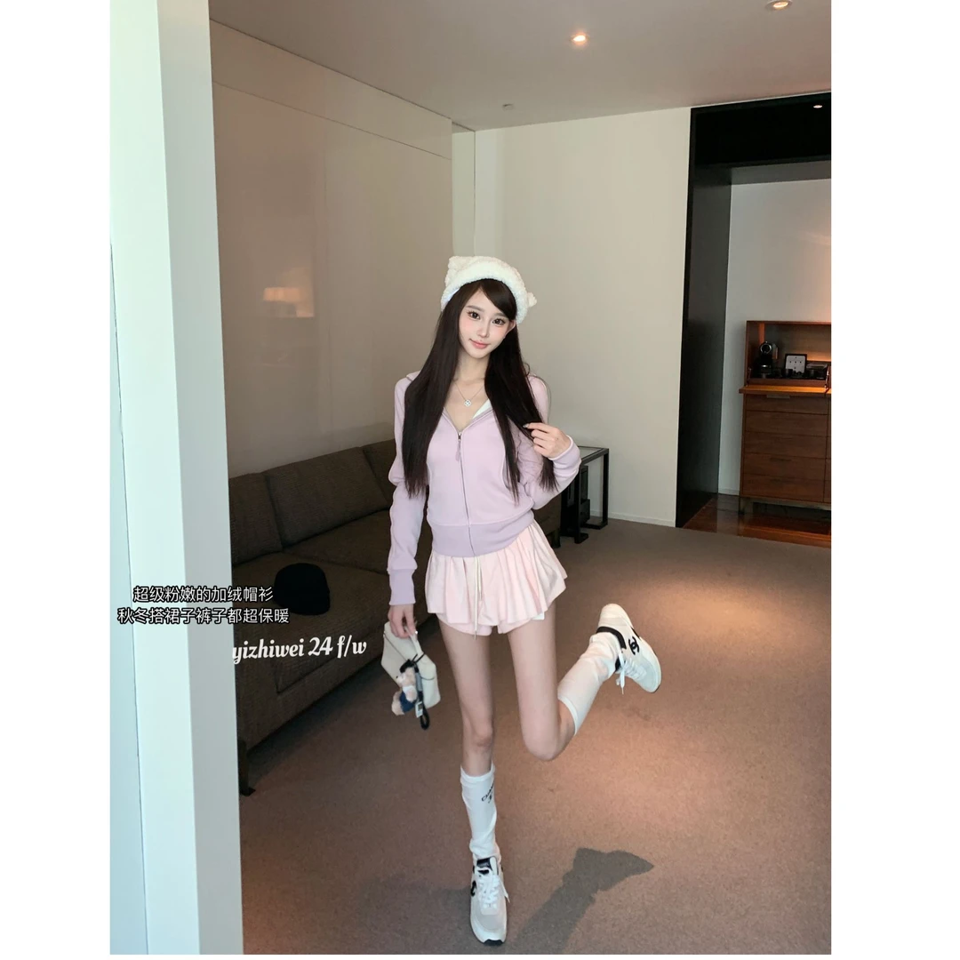 一芝薇velvet运动套装秋季2024新款小个子运动粉色上衣+花苞裤裙