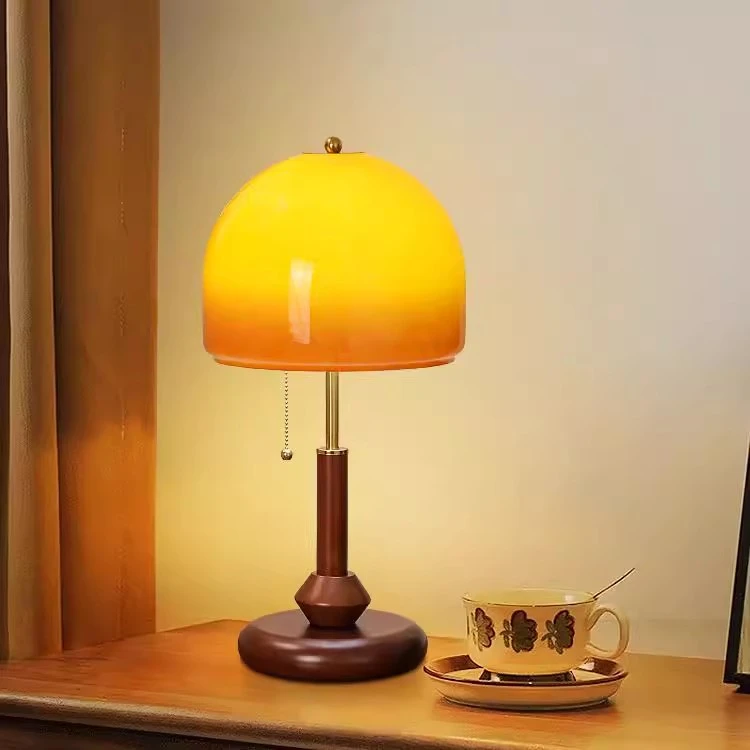 中古台灯复古胡桃木色玻璃装饰台灯美式卧室床头书房高级感创意灯