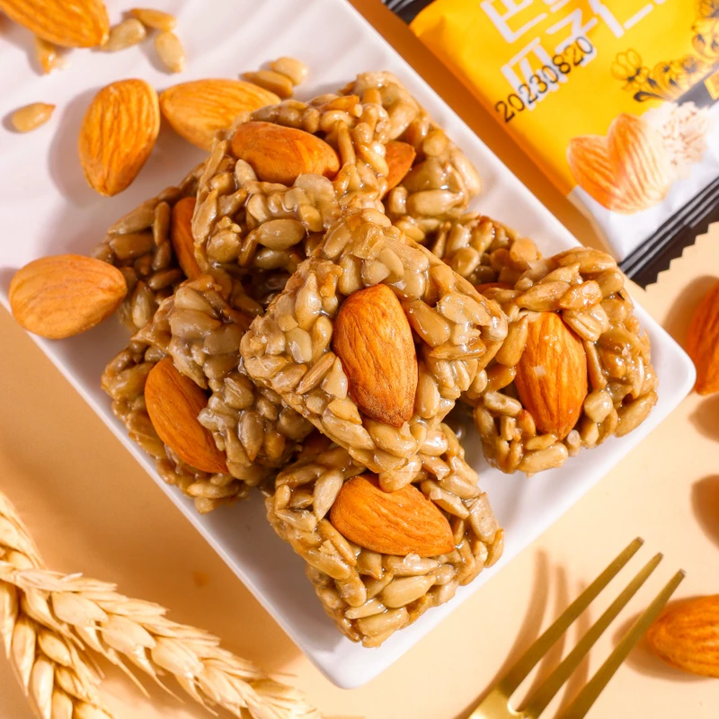 卡豪佳 巴旦木瓜子仁香酥葵花籽坚果休闲小零食品干果瓜子酥