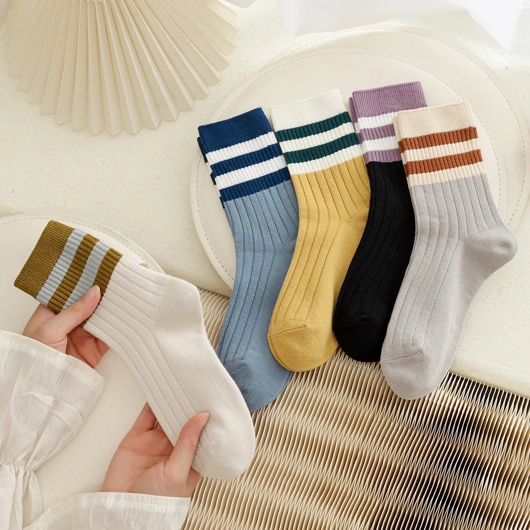袜子女秋冬款中筒袜小清新学院风吸汗透气防臭棉袜条纹高筒袜