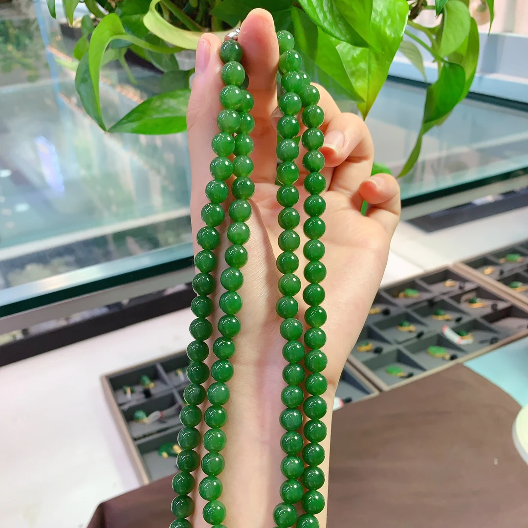 天然和田玉碧玉圆珠108颗项链 毛衣链 尺寸约：8.0mm左右 阳绿色