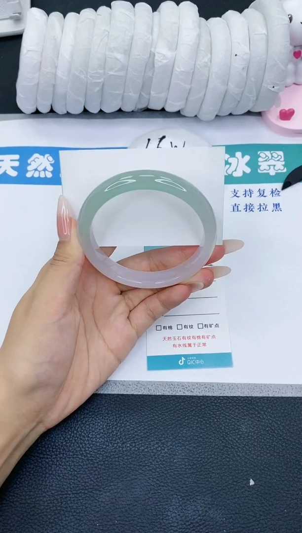【闪购商品】石英质玉手镯未镶嵌M125-61+