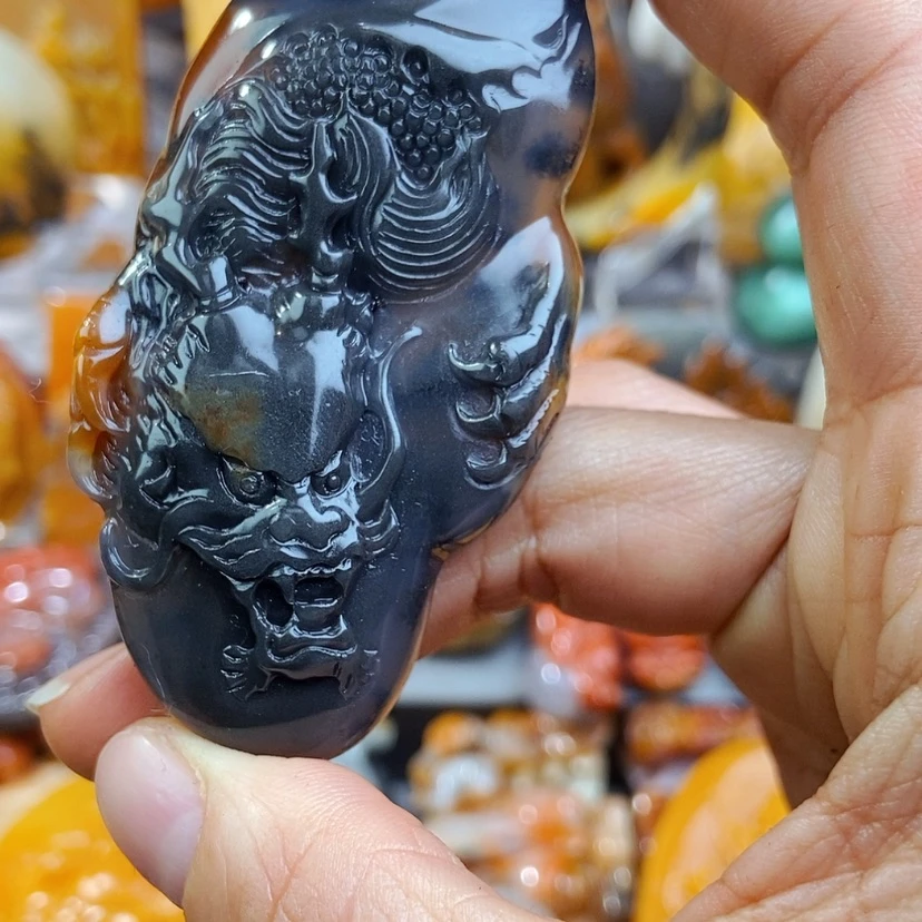 【闪购商品】石英质玉（黄龙玉）颈饰未镶嵌