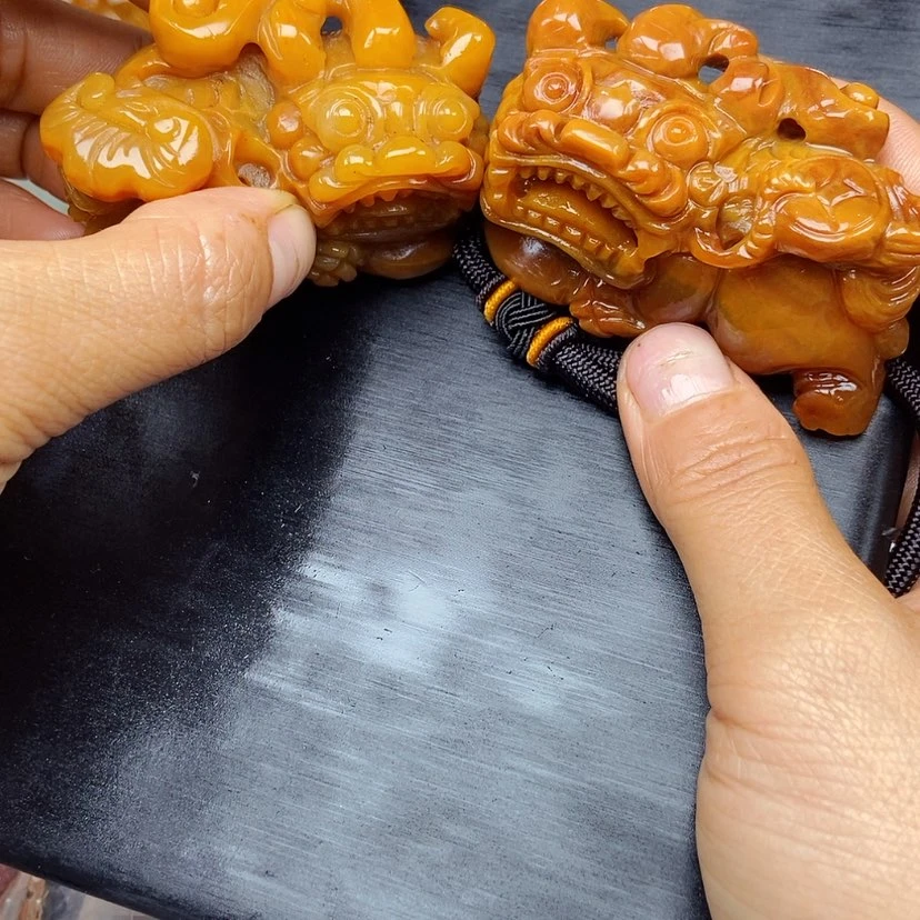 【闪购商品】石英质玉（黄龙玉）颈饰未镶嵌