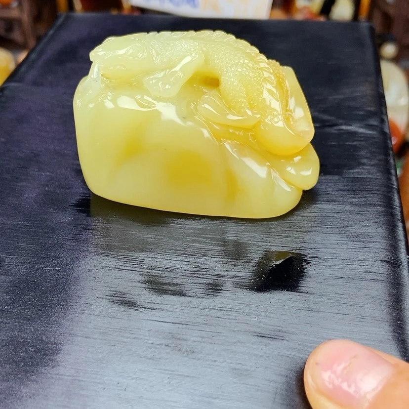 【闪购商品】石英质玉（黄龙玉）颈饰未镶嵌