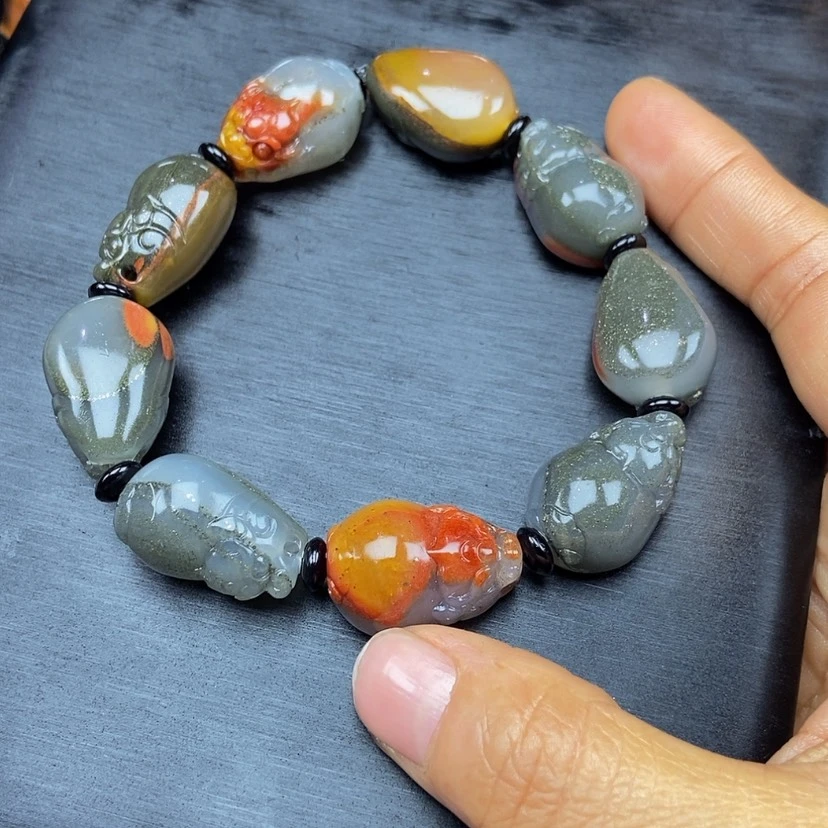 【闪购商品】石英质玉（黄龙玉）颈饰未镶嵌
