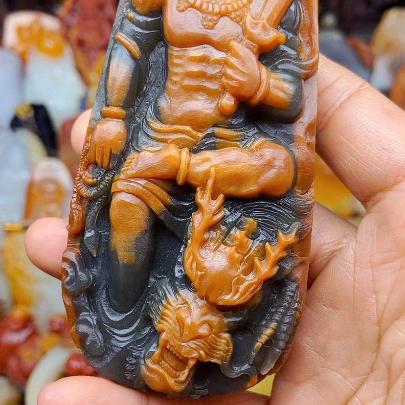 【闪购商品】石英质玉（黄龙玉）颈饰未镶嵌