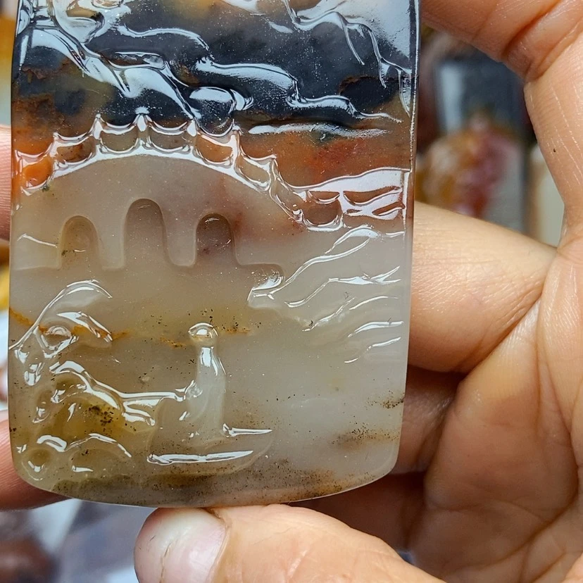 【闪购商品】石英质玉（黄龙玉）颈饰未镶嵌