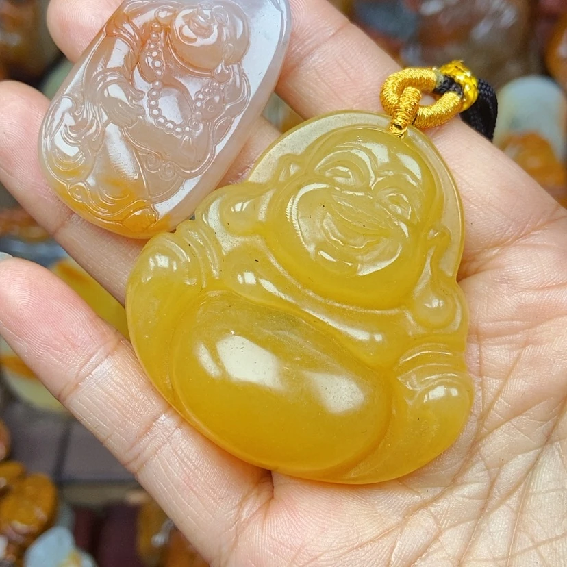 【闪购商品】石英质玉（黄龙玉）颈饰未镶嵌