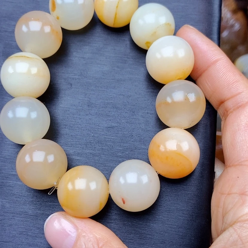 【闪购商品】石英质玉（黄龙玉）颈饰未镶嵌