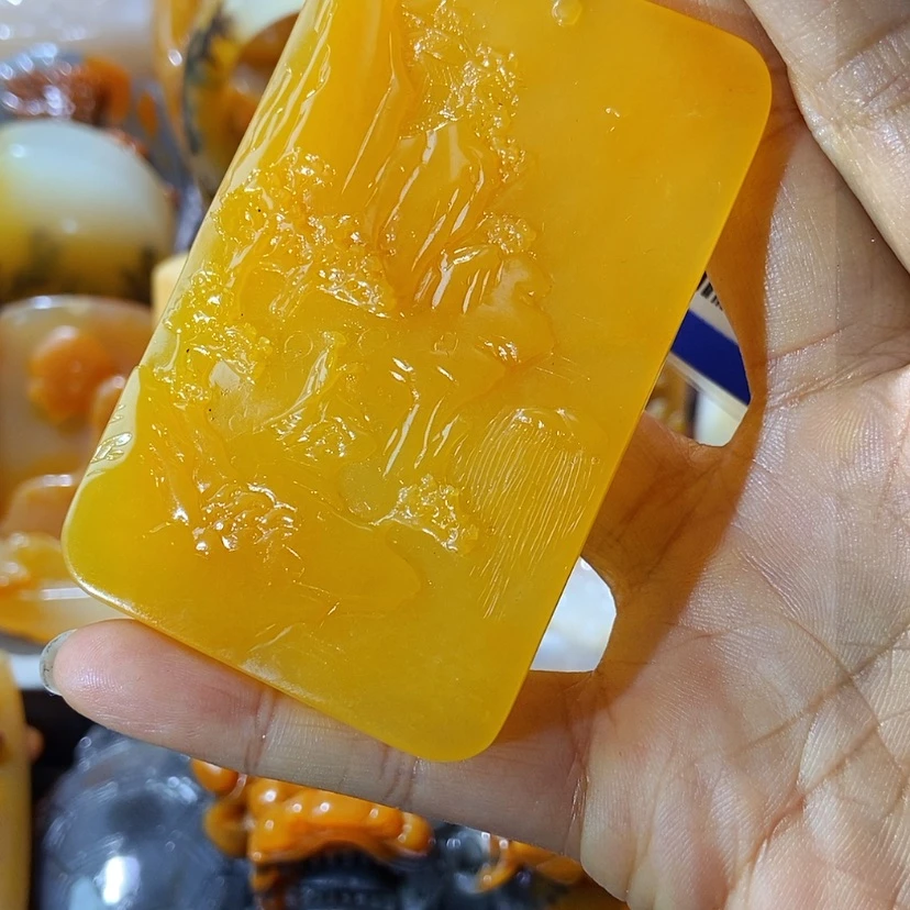 【闪购商品】石英质玉（黄龙玉）颈饰未镶嵌