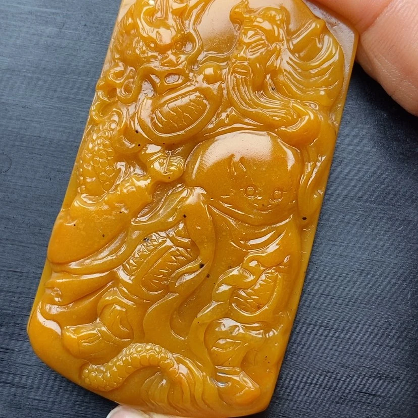 【闪购商品】石英质玉（黄龙玉）颈饰未镶嵌