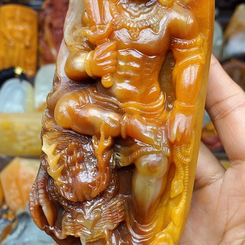 【闪购商品】石英质玉（黄龙玉）颈饰未镶嵌