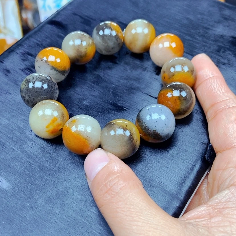 【闪购商品】石英质玉（黄龙玉）颈饰未镶嵌