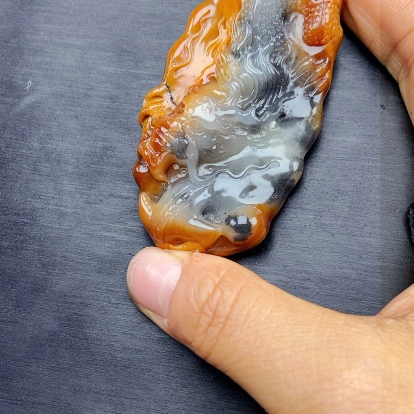 【闪购商品】石英质玉（黄龙玉）颈饰未镶嵌