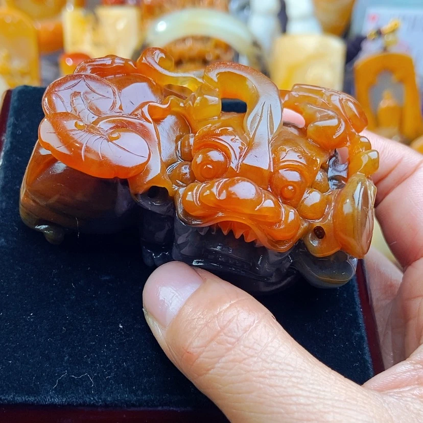 【闪购商品】石英质玉（黄龙玉）颈饰未镶嵌