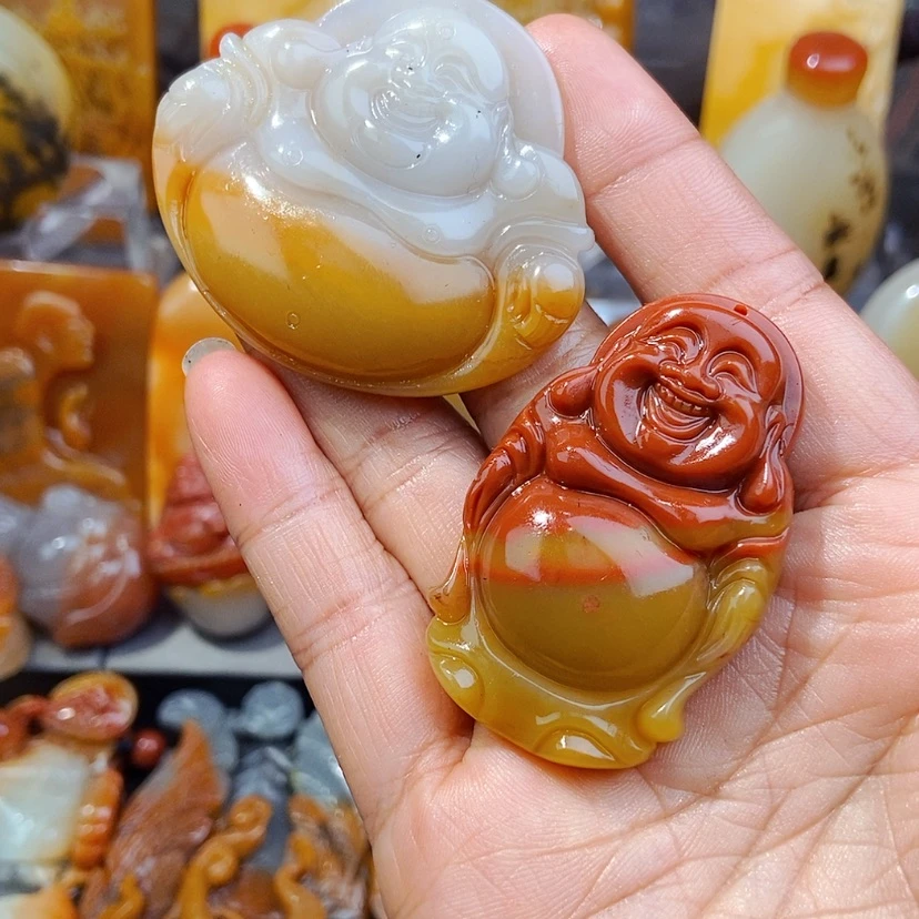 【闪购商品】石英质玉（黄龙玉）颈饰未镶嵌