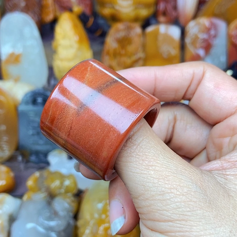 【闪购商品】石英质玉（黄龙玉）颈饰未镶嵌