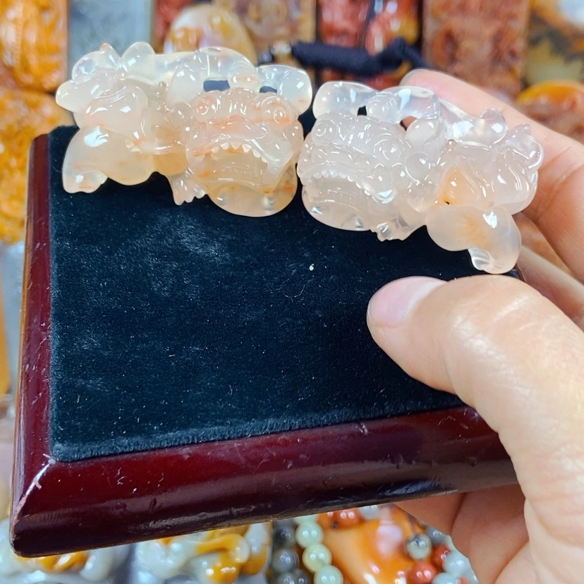 【闪购商品】石英质玉（黄龙玉）颈饰未镶嵌