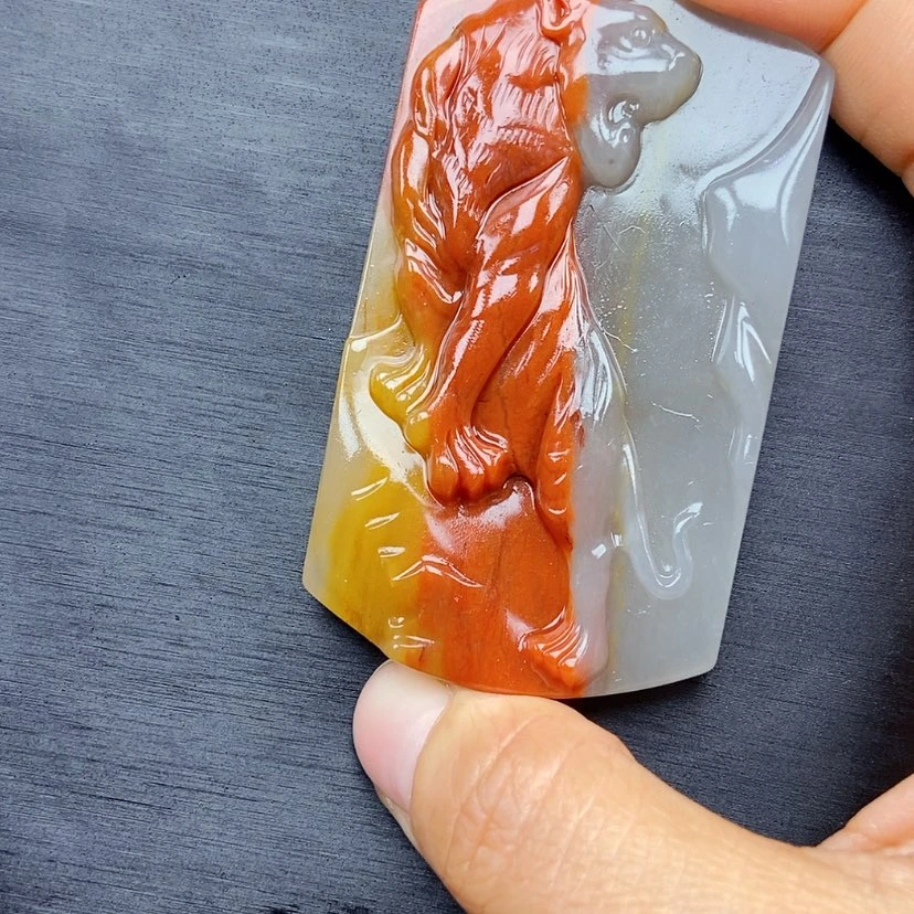 【闪购商品】石英质玉（黄龙玉）颈饰未镶嵌