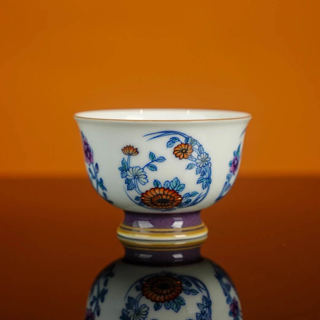 占春生窑斗彩团花单杯小高足主人杯