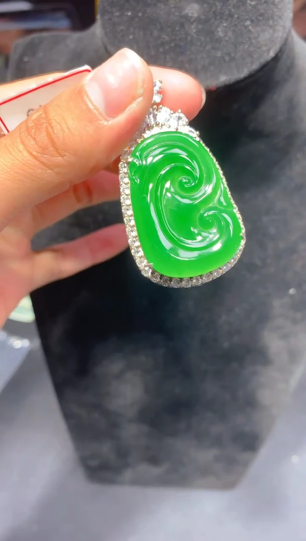 【闪购商品】定制翡翠银S925镶嵌95定制翡翠.多样性发货（发其一）