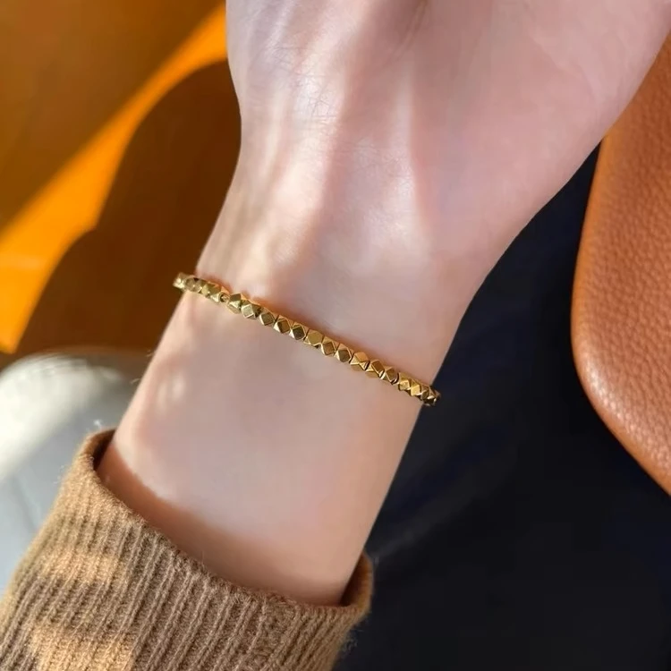 钛钢手链 碎银子方块手链