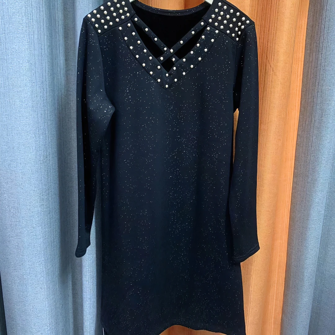 771加绒柳钉满天星V领气质网红百搭连衣裙女装女士中长款时尚黑色