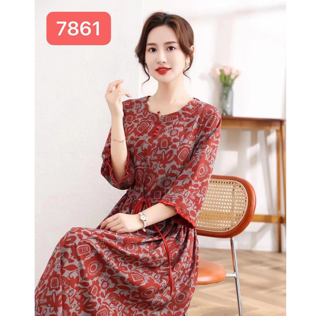 7861-10新款舒适印花连衣裙（红）