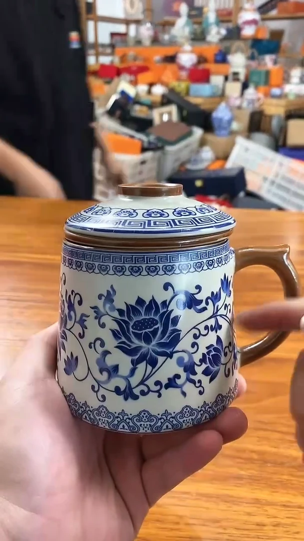 【闪购商品】其他 青花缠枝莲办公杯