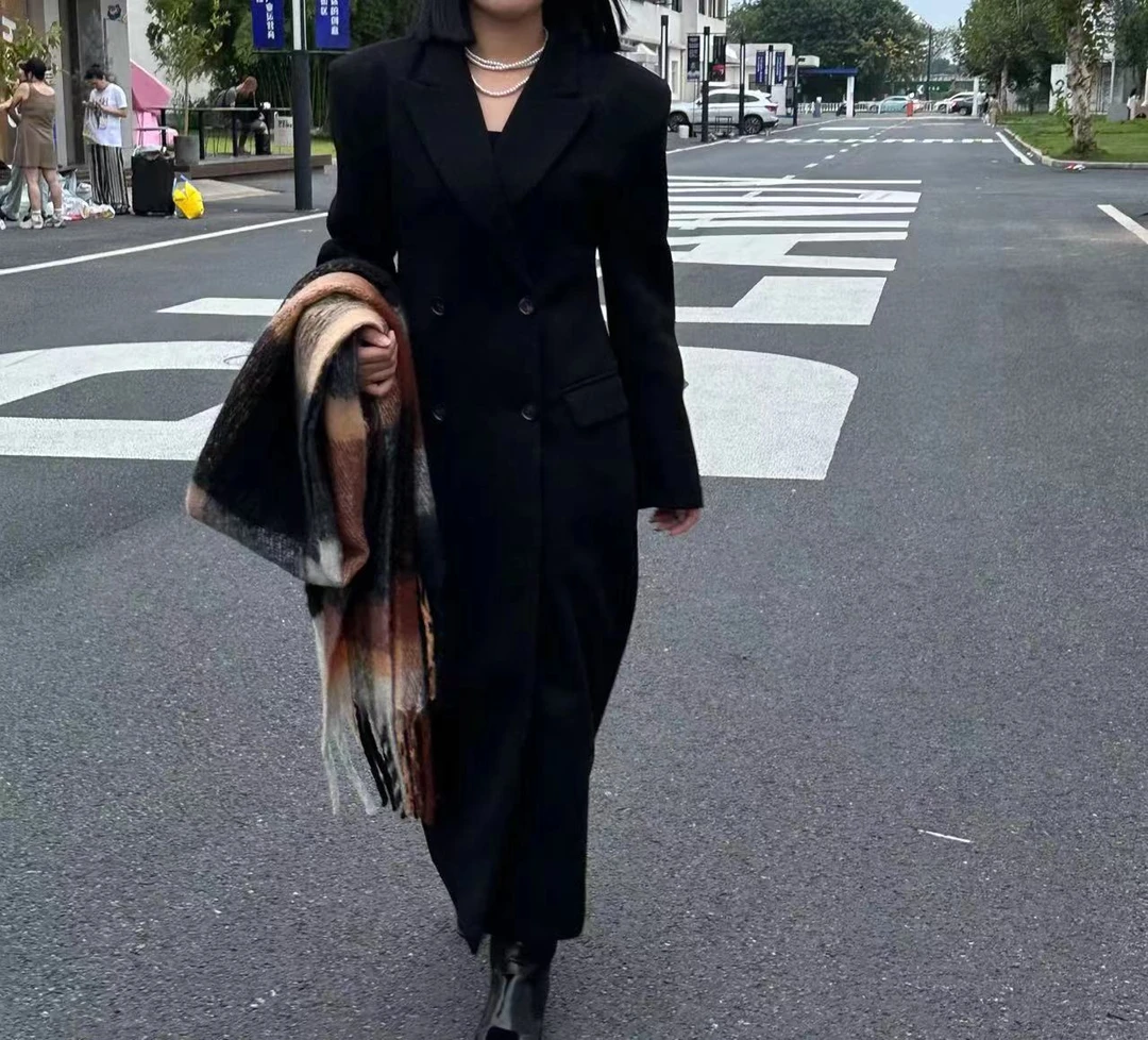 黑色高级感长款毛呢外套收腰修身女秋冬名媛新款设计感高端气质