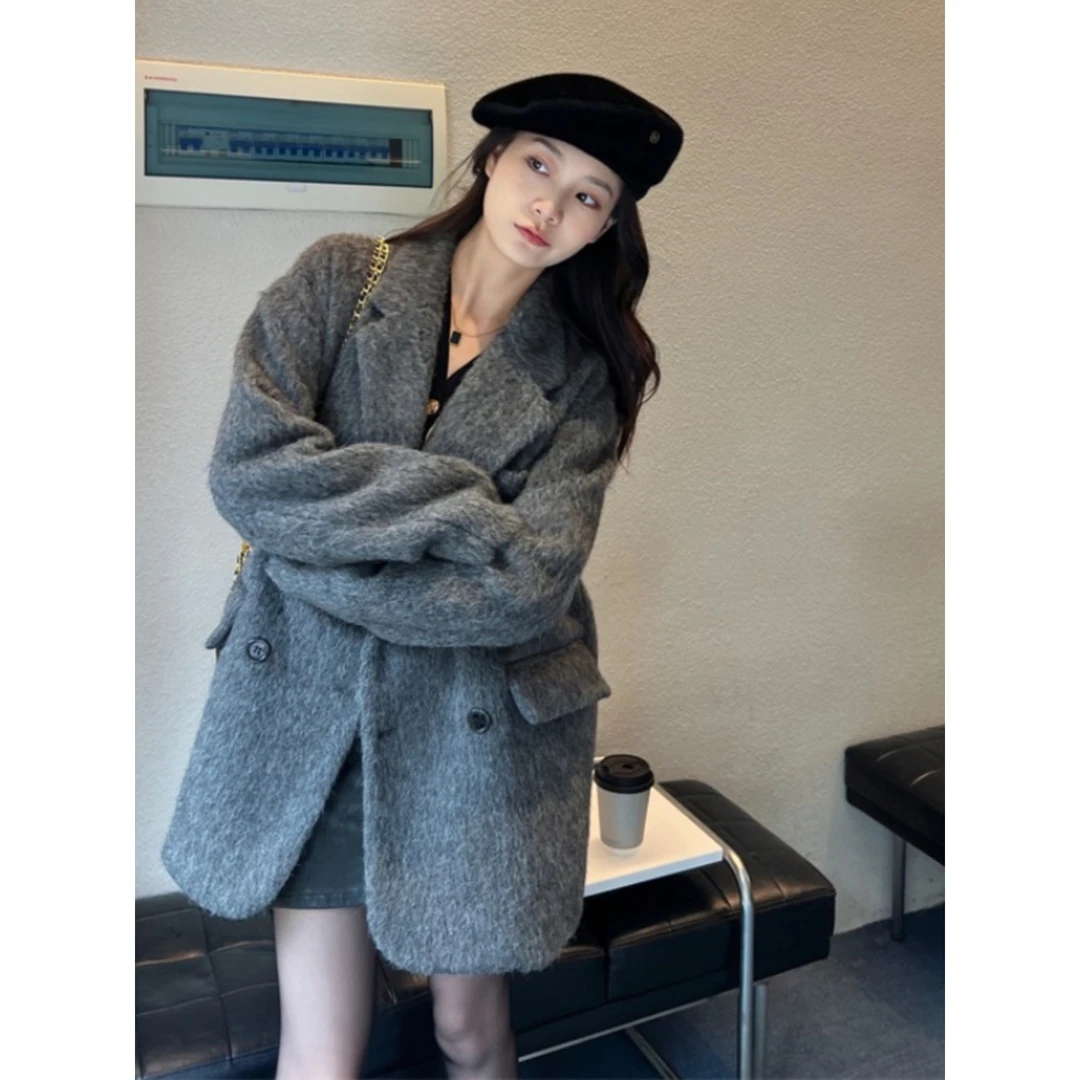 大衣女款2024新款秋冬季高级感小个子短款灰色羊毛呢子西装厚外套