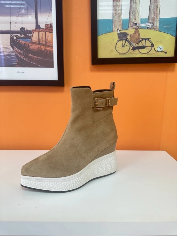 057-2女鞋时尚百搭