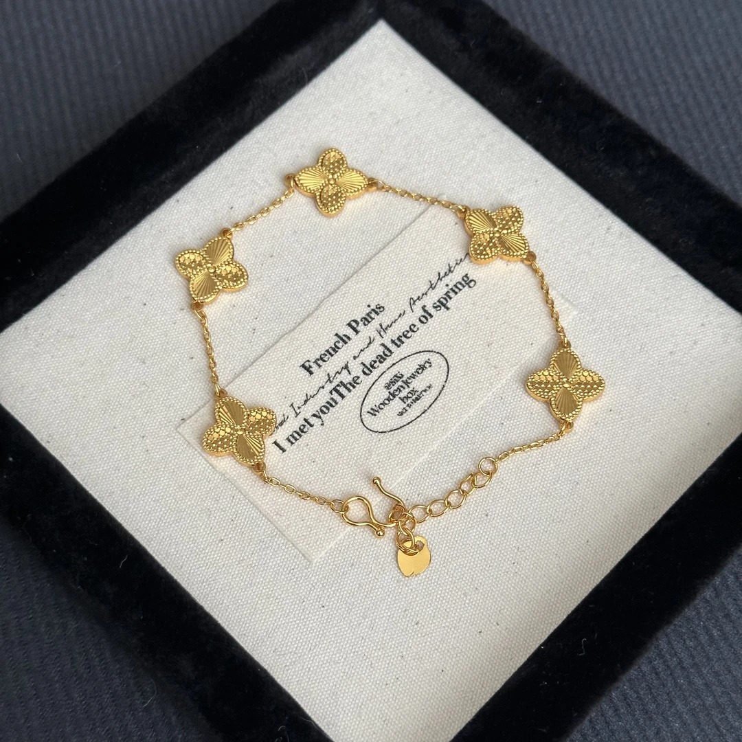 铜合金手链 镭射满天星五花四叶草手链气质轻奢时尚精致双面百搭