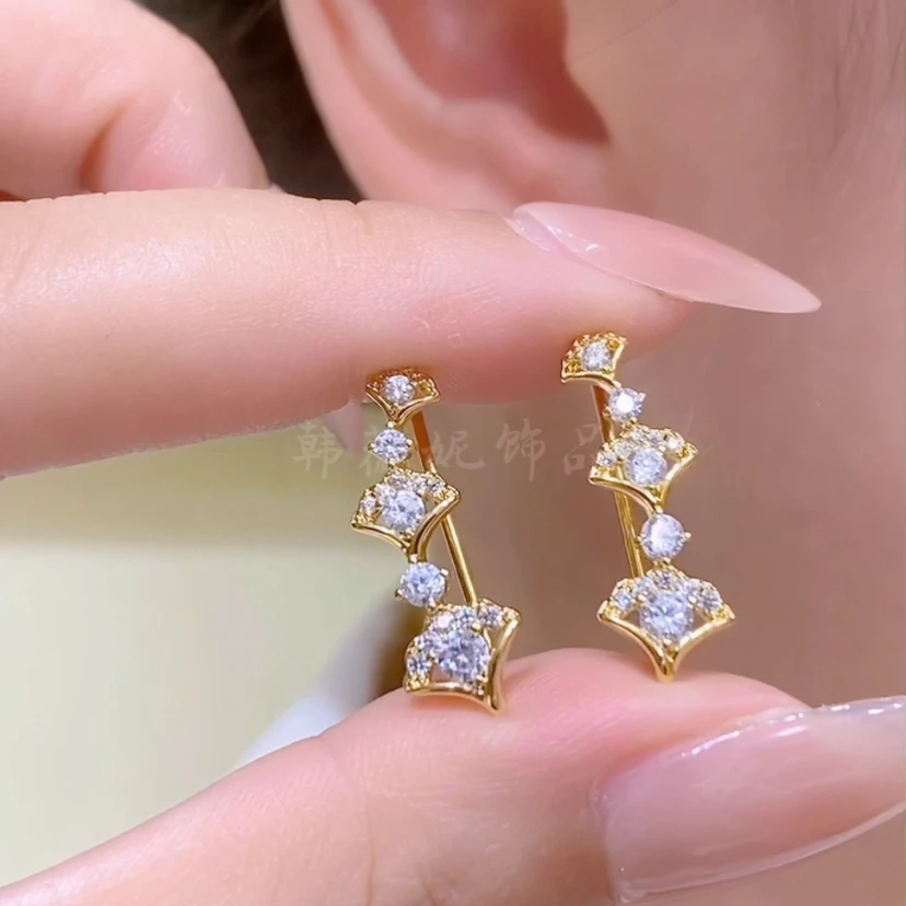 铜合金合成锆石耳饰 金色设计感银杏叶小众轻奢时尚耳排耳饰