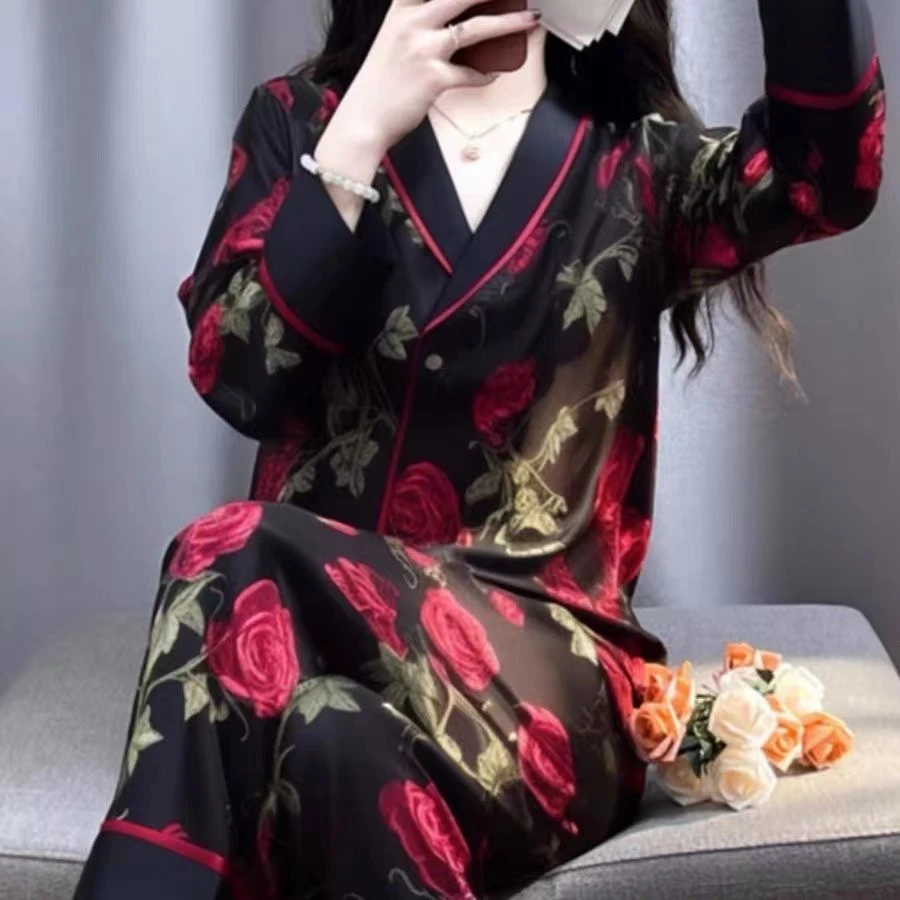 网红时尚女士长袖春夏款玫瑰印花双面提花轻奢赫本风套装