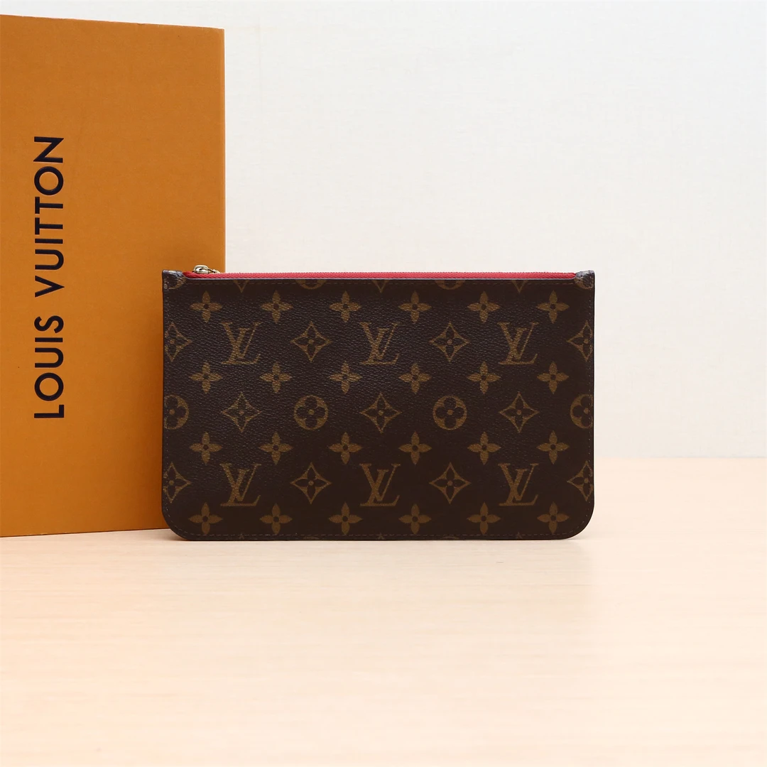 95新 LouisVuitton/路易威登 手拿包 子袋 老花 PVC P224292746