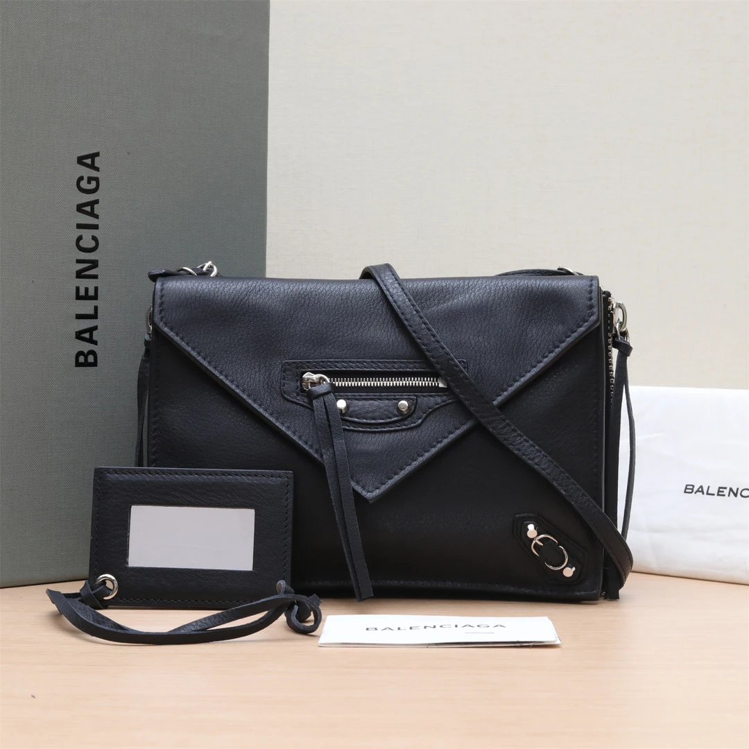 99新 Balenciaga/巴黎世家 单肩包 机车包 黑色 皮革C P233074098